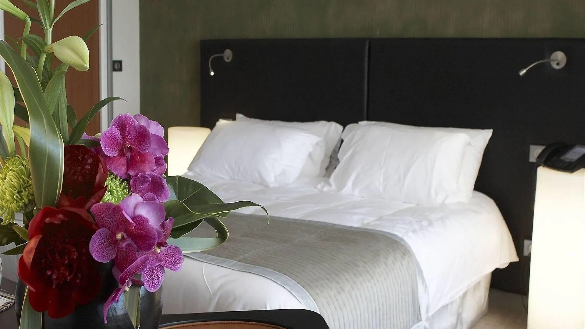 Hotel Le Cafe De Paris Biarritz 4*,